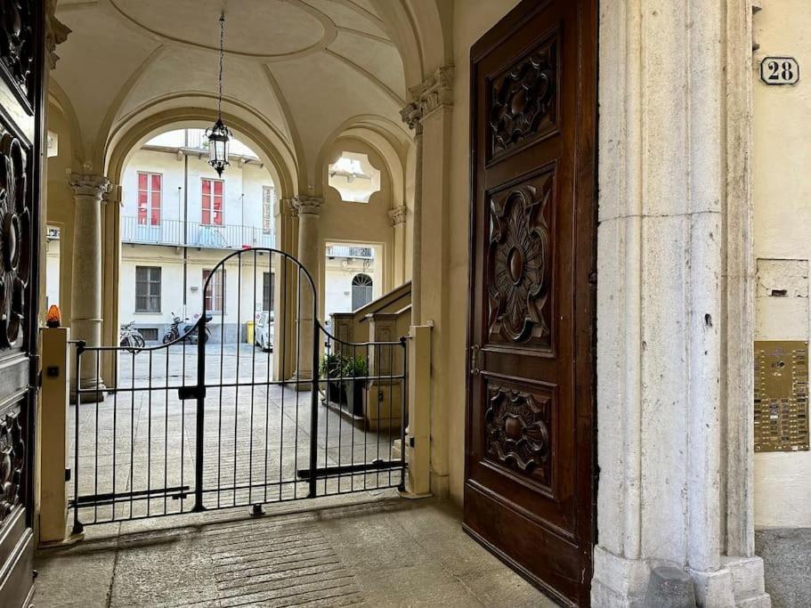 Romano Suite Торино Екстериор снимка